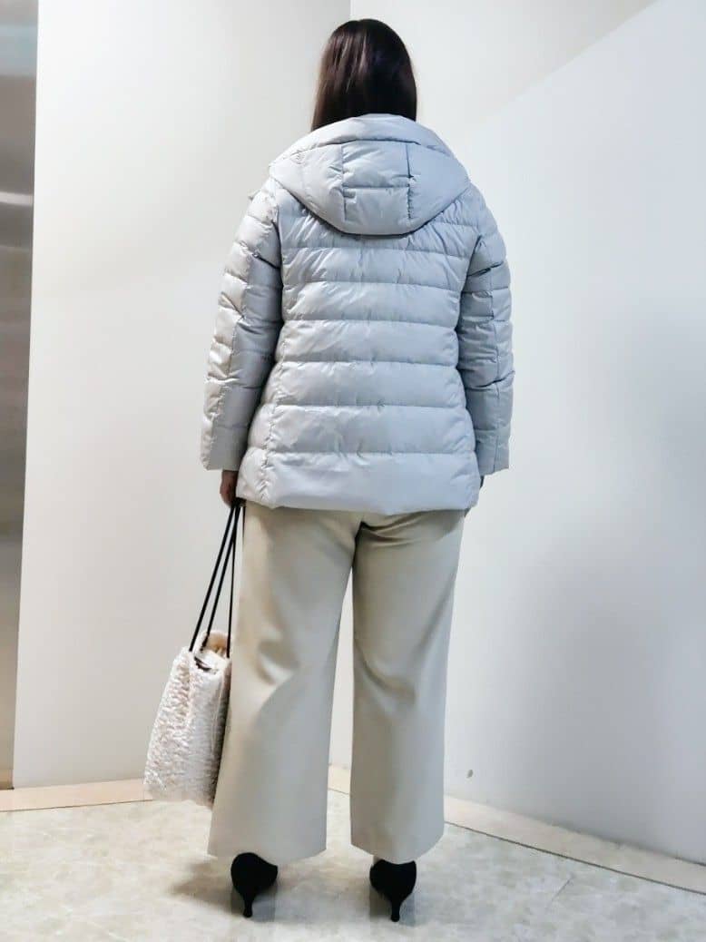 エリさんの「Reflect｜【ウエスト総ゴム／セットアップ可】フルレングスストレートパンツ」を使ったコーディネート