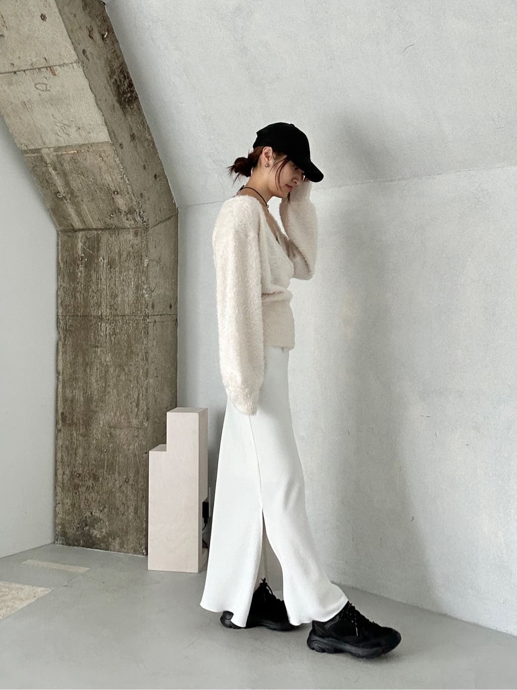 harunaさんの「CODE A｜feather pullover」を使ったコーディネート