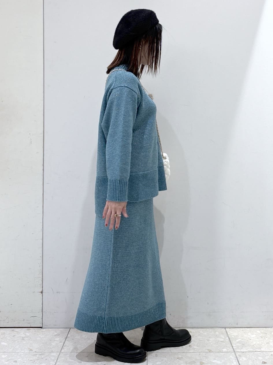 mameさんの「OPAQUE.CLIP｜ラメスパンコールナロースカート／セットアップ対応可【洗濯機OK】」を使ったコーディネート