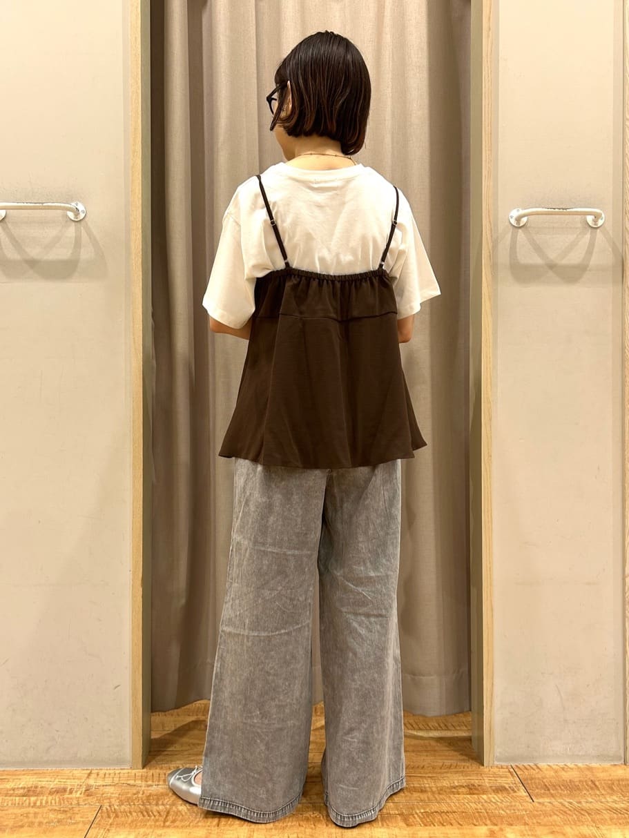 じゅのさんの「SHOO･LA･RUE｜【S-LL/セットアップ可/ひんやり】女性らしさ溢れる ティアードキャミソール」を使ったコーディネート