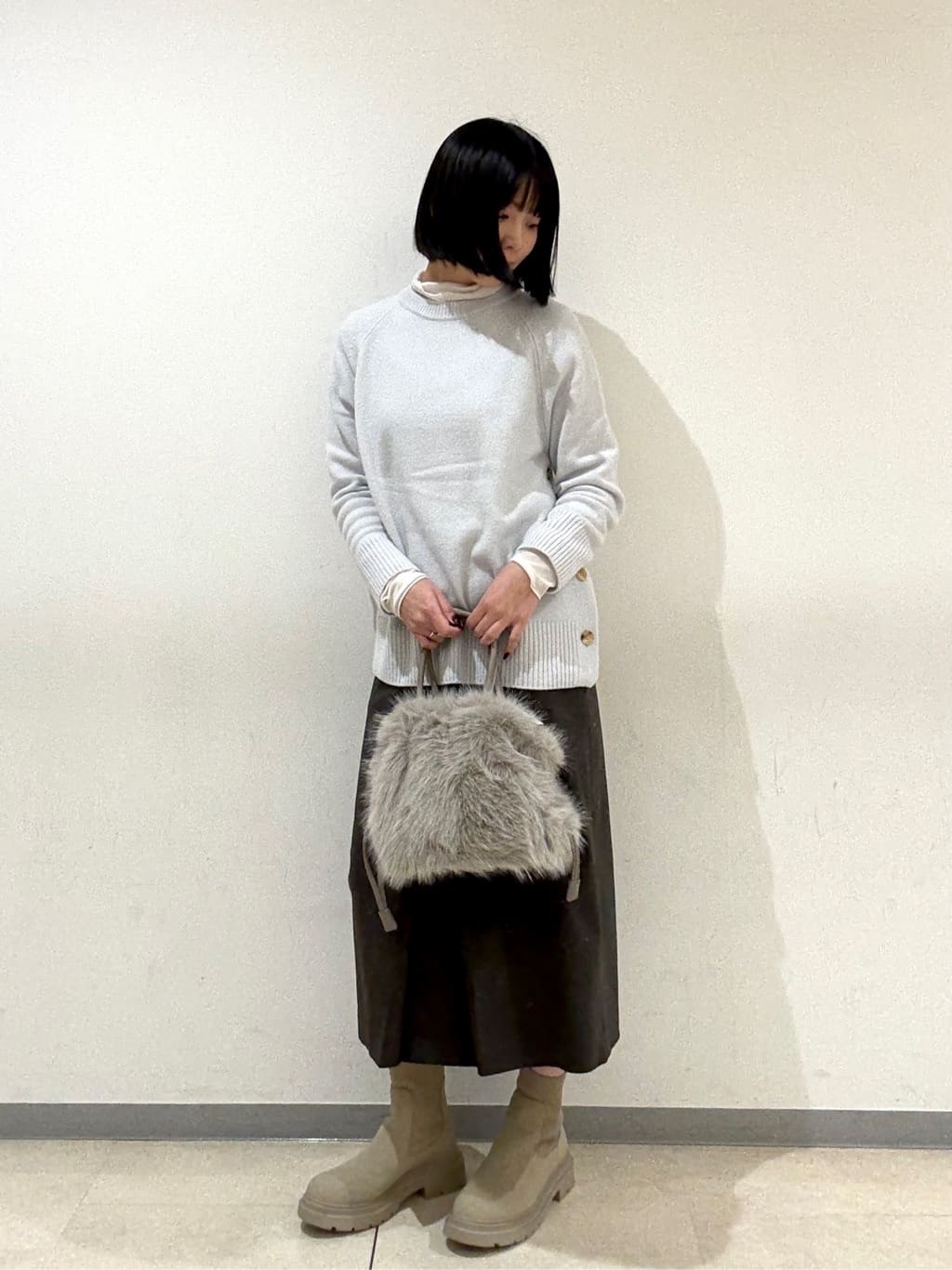 Itoさんの「UNTITLED｜【ハイネック/レイヤード/重ね着におすすめ】トリコットベロア シアーインナー」を使ったコーディネート