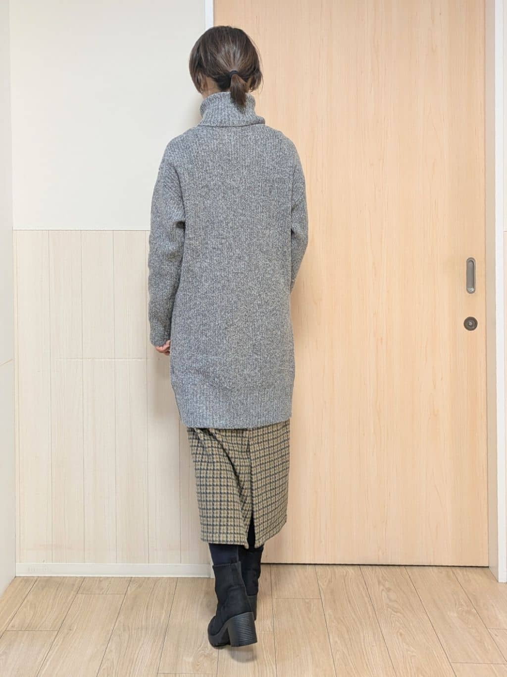 YuAさんの「SHOO･LA･RUE｜【洗濯機可/S-LL/体型カバー】女性らしい美シルエット チュニックニットワンピース」を使ったコーディネート