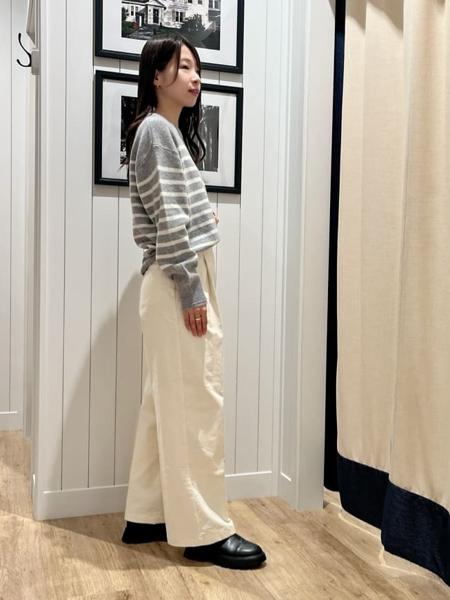 mihoさんの「Dessin｜【セットアップ可・洗える】マリンコーデュロイパンツ」を使ったコーディネート
