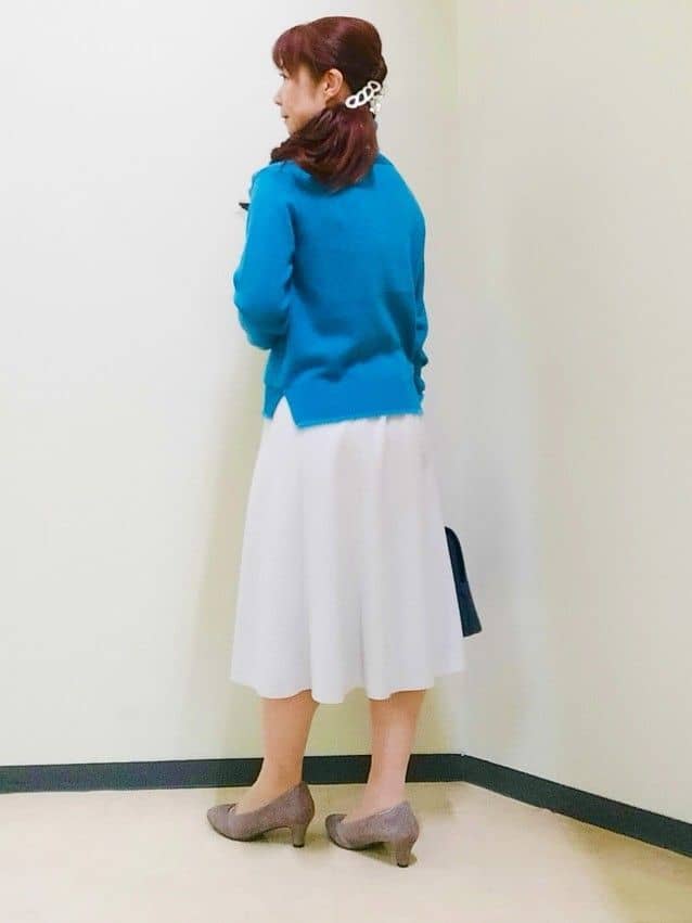 花さんの「Reflect｜【ほんのりラメ感◎】ふわふわフェザーヤーンハイネックニット」を使ったコーディネート