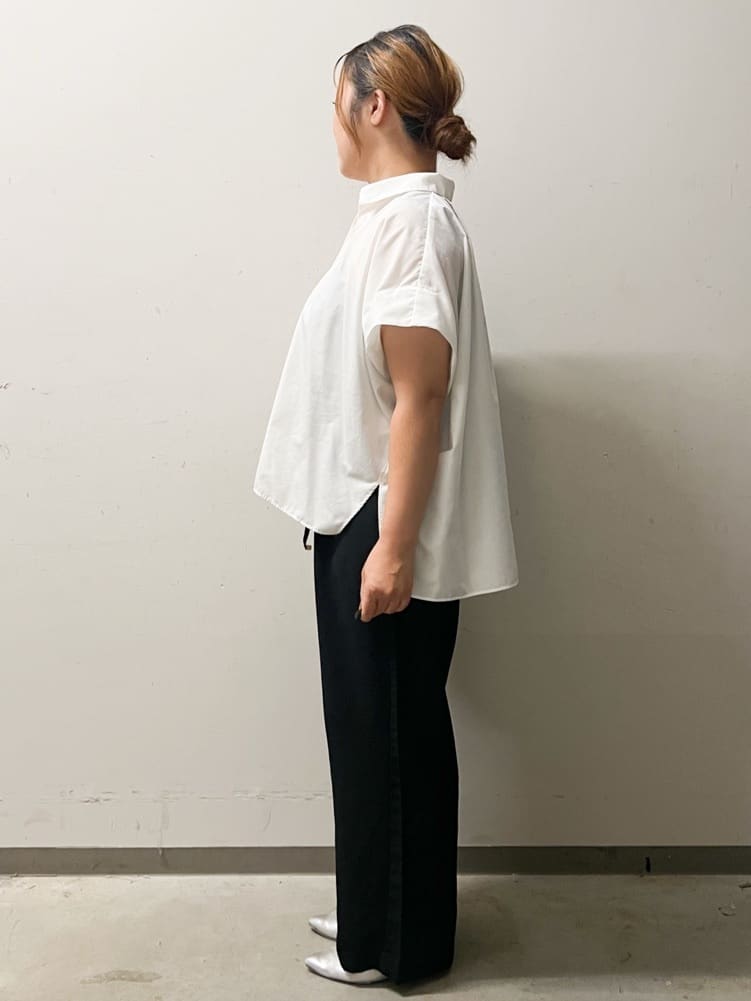 なかさんの「OPAQUE.CLIP｜《andGIRL掲載》リラクシーシャツ【洗濯機洗い可】」を使ったコーディネート