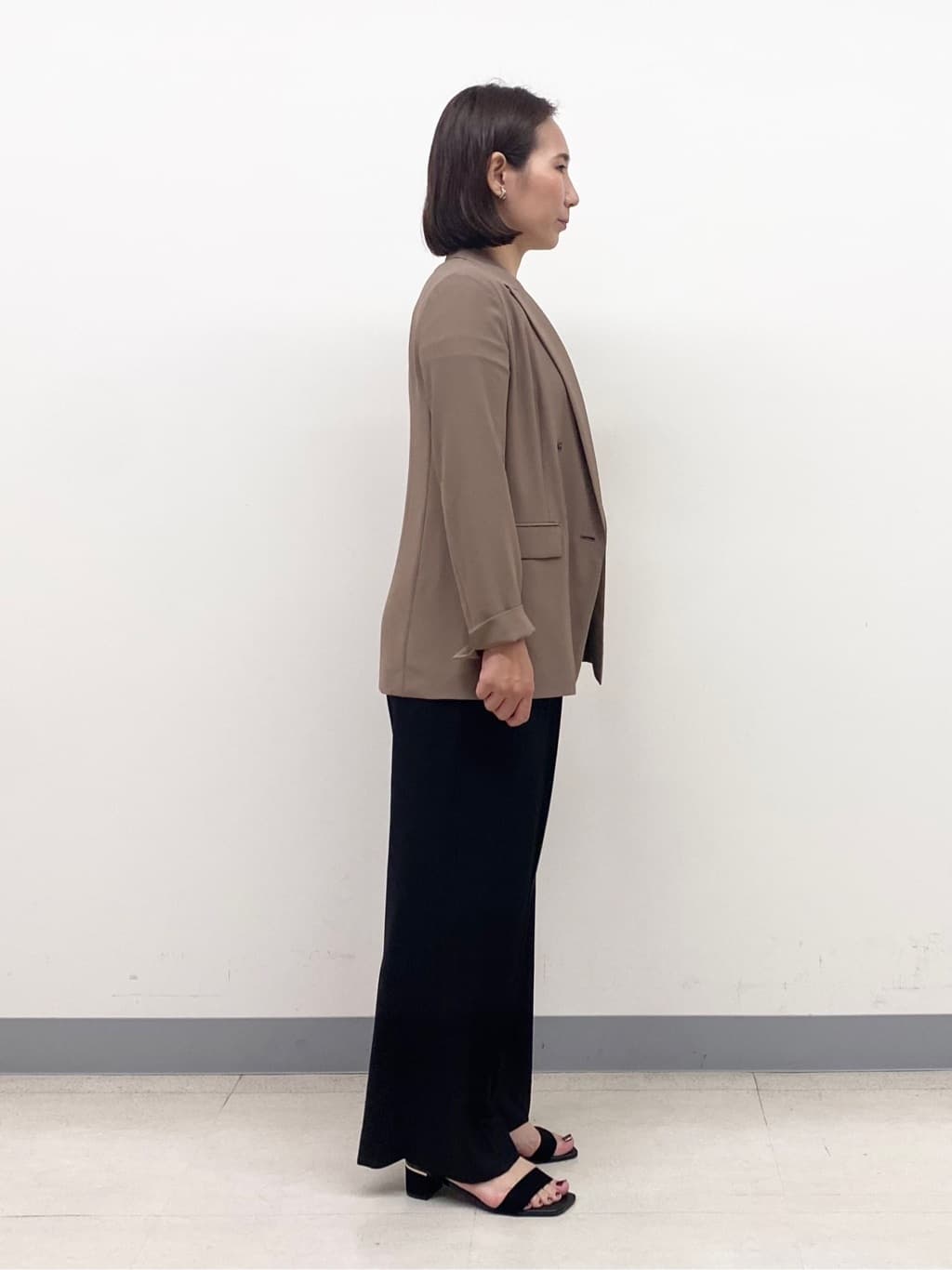 YUKARIさんの「INDIVI｜【軽く羽織れる！】ダブルジャケット」を使ったコーディネート