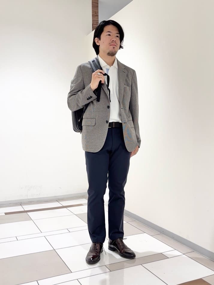 及川さんの「TAKEO KIKUCHI｜ピンジャージ 千鳥 ジャケット」を使ったコーディネート