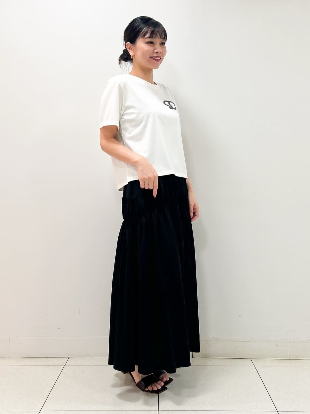 Kaiさんの「Dessin｜【洗える】チュール刺繍Tシャツ」を使ったコーディネート