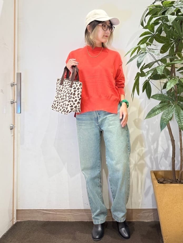 misakiさんの「SHOO･LA･RUE｜【高レビュー/洗濯機可】ゆるシルエットで体型カバー もちもちニット」を使ったコーディネート