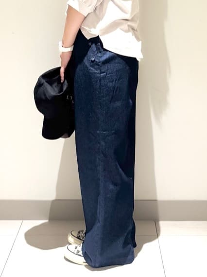 Liriさんの「Dessin｜【洗える】ノースリーブカットソー」を使ったコーディネート