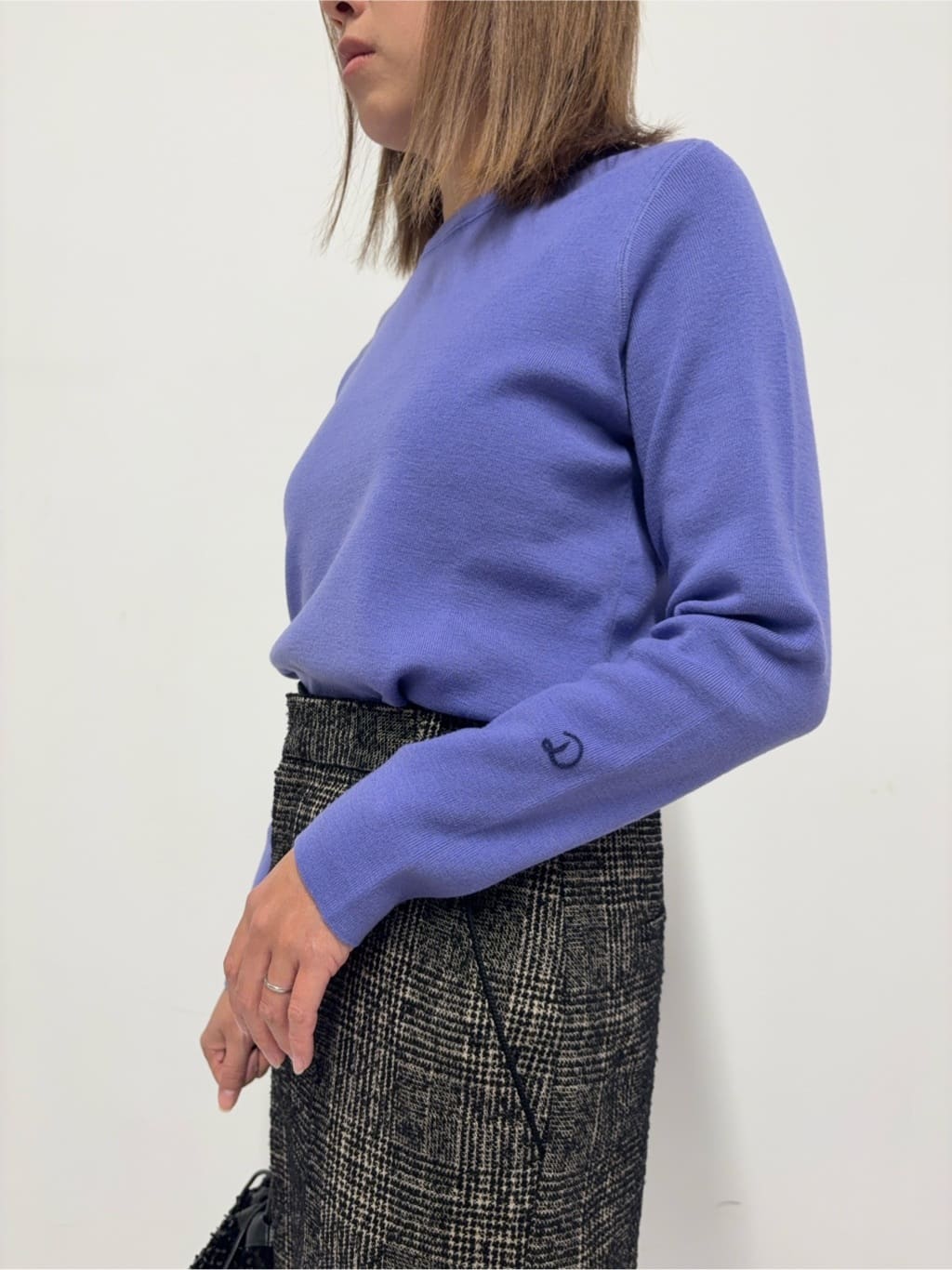 Nishijimaさんの「DRESSTERIOR｜ストレッチフルニードルニット」を使ったコーディネート