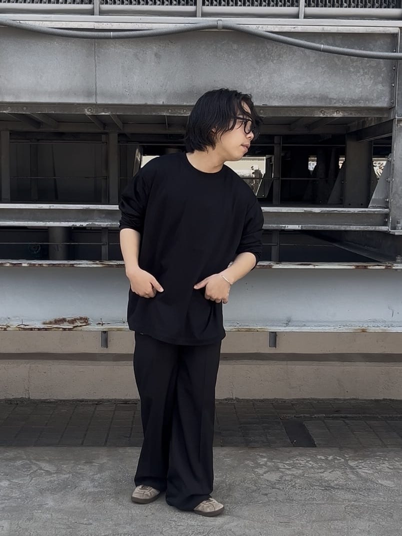 taigaさんの「tk.TAKEO KIKUCHI｜ワイドストレートパンツ」を使ったコーディネート