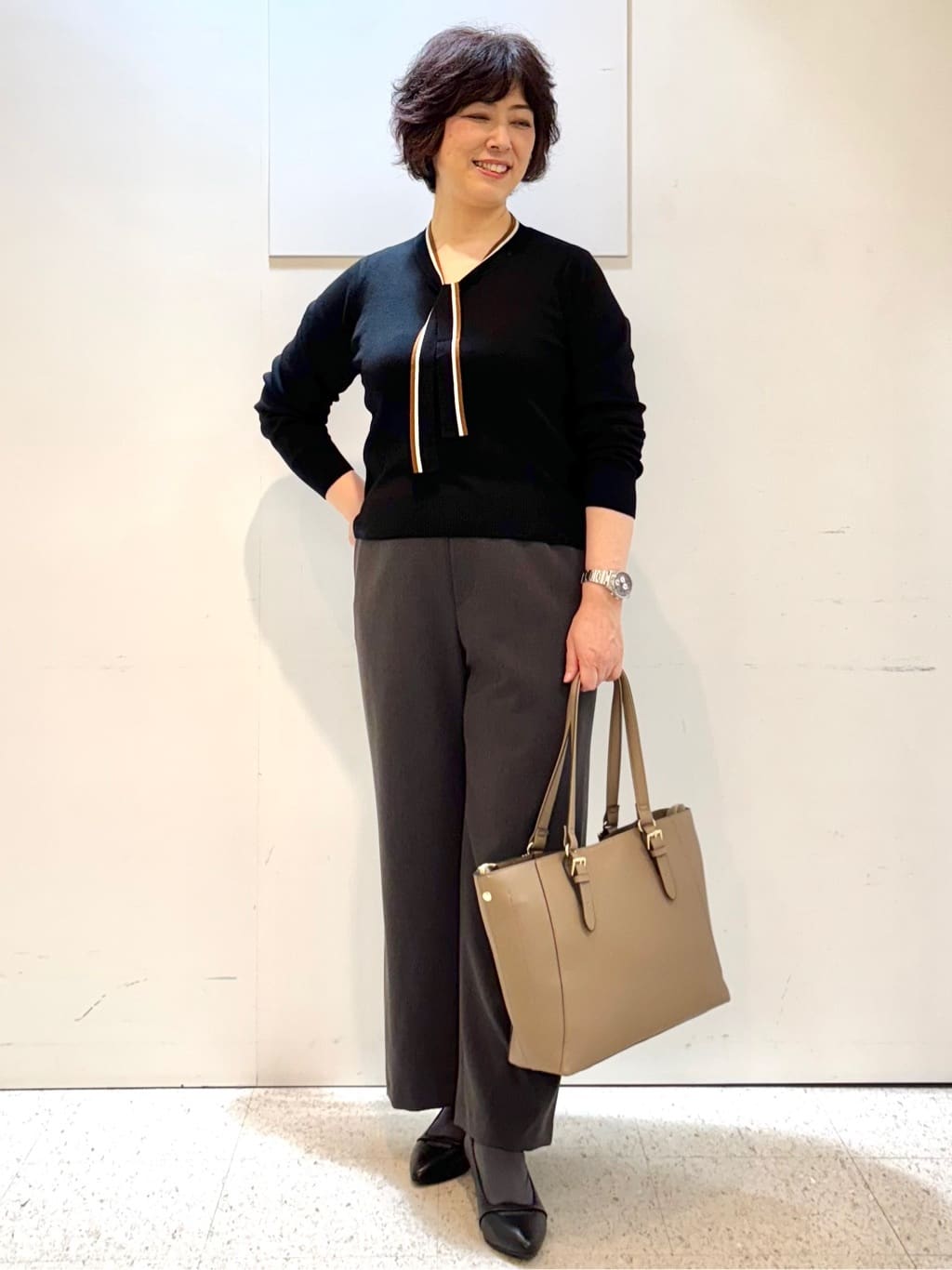 ヤスコさんの「Reflect｜【ウエスト総ゴム／セットアップ可】フルレングスストレートパンツ」を使ったコーディネート