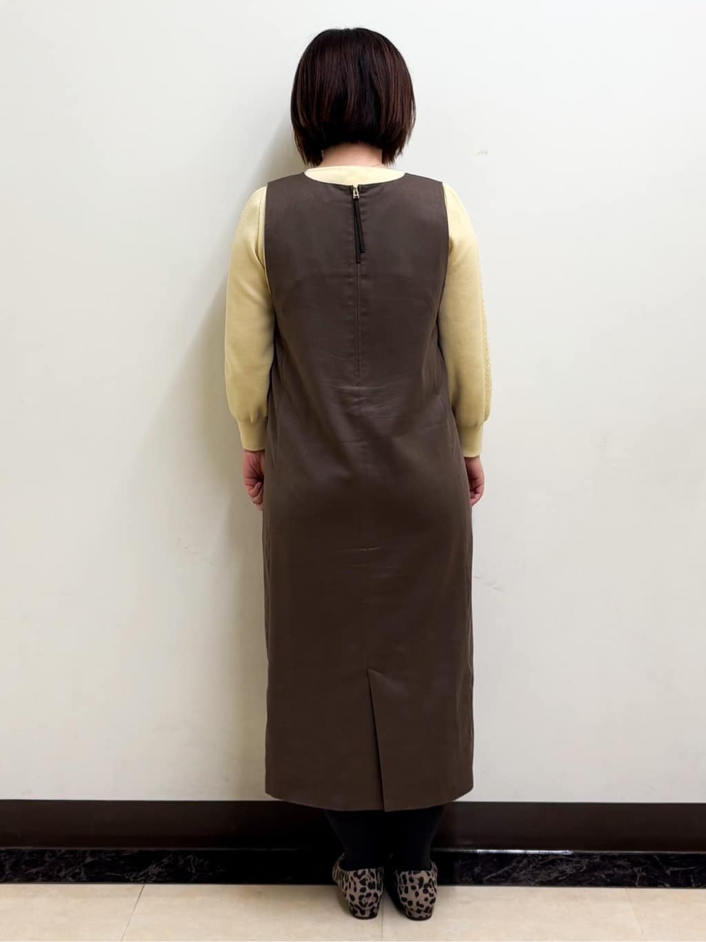 ミヨさんの「Reflect｜【すっきりシルエット】スエードライクジャンパースカ―ト」を使ったコーディネート