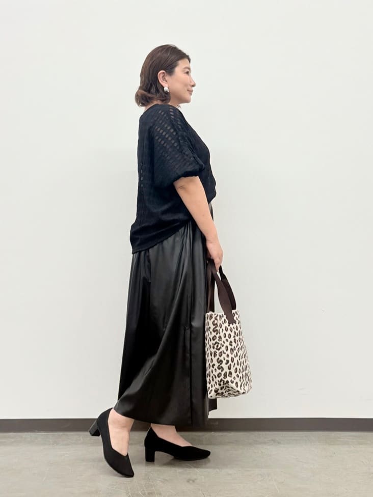haruさんの「SHOO･LA･RUE｜【S-LL】涼やかで好印象 シアーチェック ドルマントップス」を使ったコーディネート