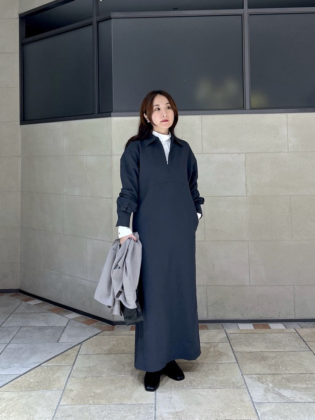 よねさんの「INDIVI｜【再入荷】パネルストレッチショートブーツ」を使ったコーディネート