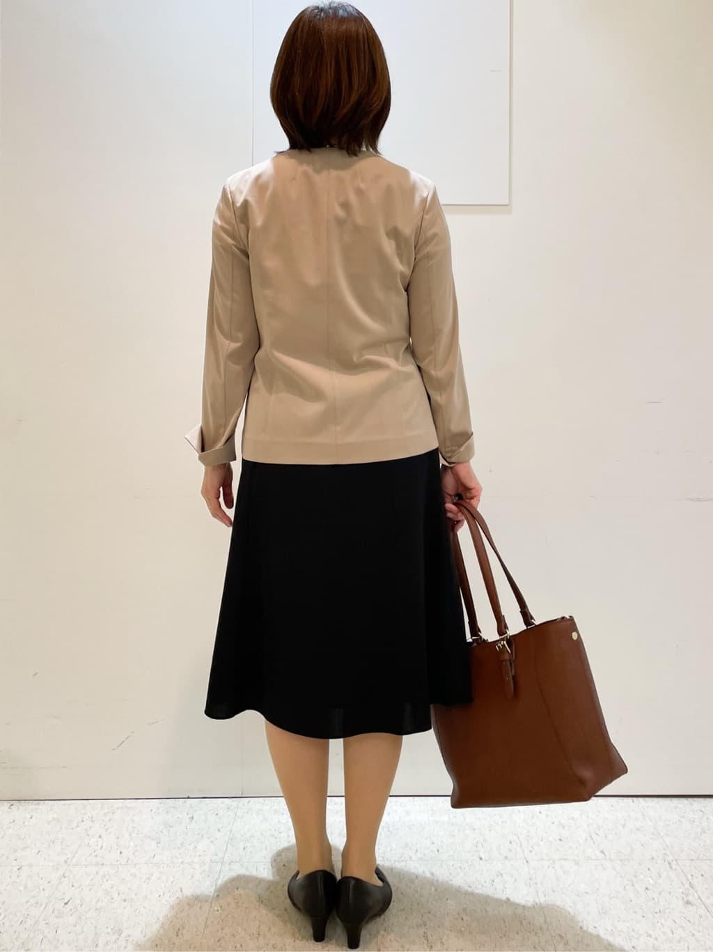 めいさんの「Reflect｜【一枚着で着映え◎／ジャケットのインナーにも】フロント開きブラウス」を使ったコーディネート