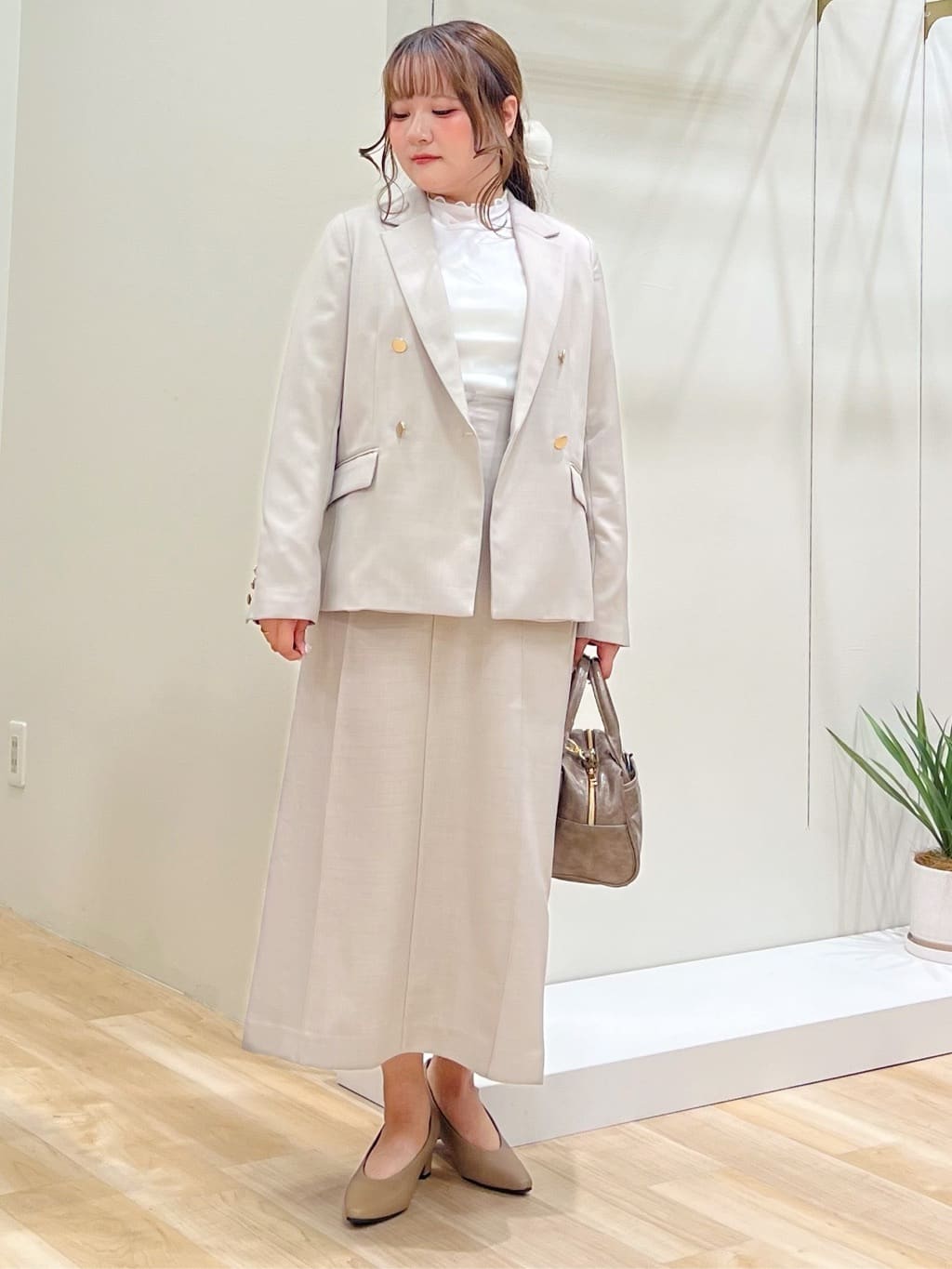 みことさんの「grove｜【カセット服】ダブルブレストテーラードジャケット」を使ったコーディネート