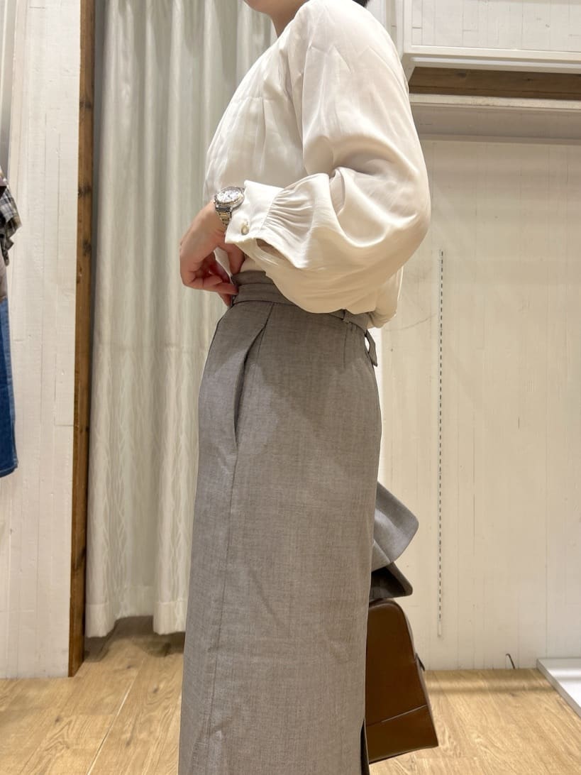 ga_riさんの「THE SHOP TK｜ビジネスノーカラージャケット【セットアップ可/洗える】/CAVIANシリーズ」を使ったコーディネート