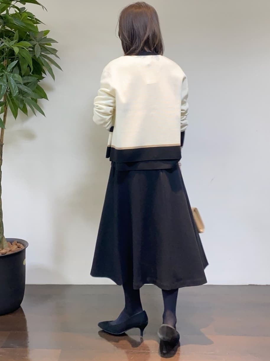 tomoさんの「UNTITLED｜【トレンド／ギフト】ファー＆ポーチチャーム」を使ったコーディネート