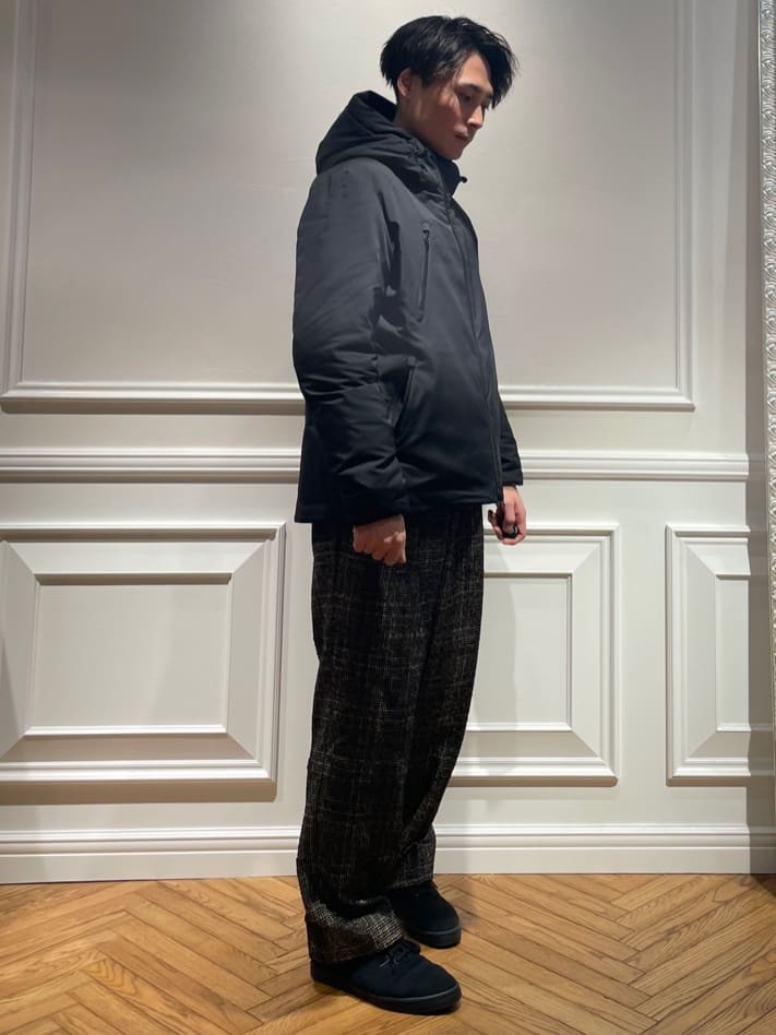 橋本さんの「DRESSTERIOR｜ミリタリーニットジャケット」を使ったコーディネート