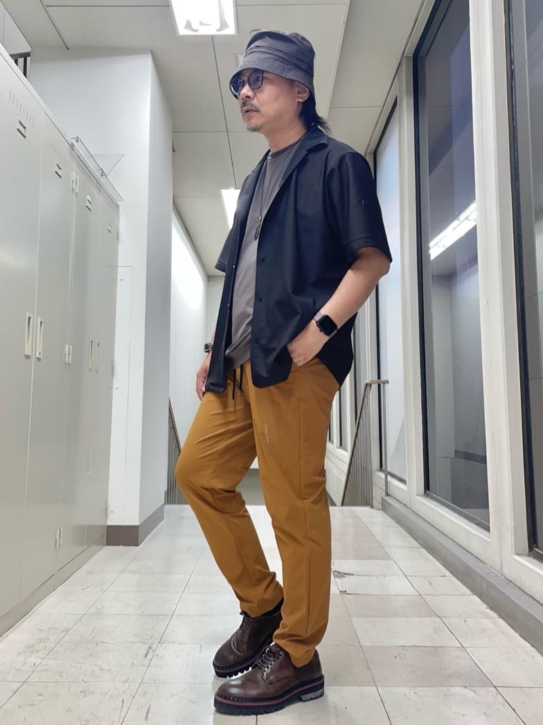 MAKOTO AIさんの「TAKEO KIKUCHI｜【COOL CITY WEAR】エアートール オープンカラーシャツ /接触冷感・通気性」を使ったコーディネート