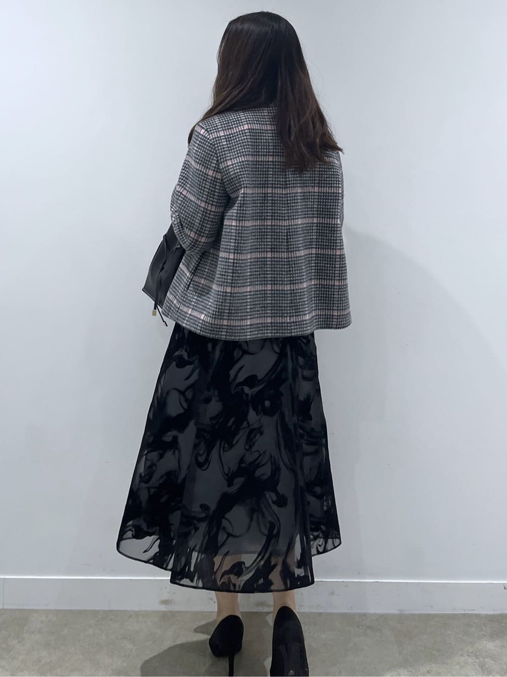 Saekoさんの「COUP DE CHANCE｜【日本製】スタンドカラーのショート丈コート」を使ったコーディネート