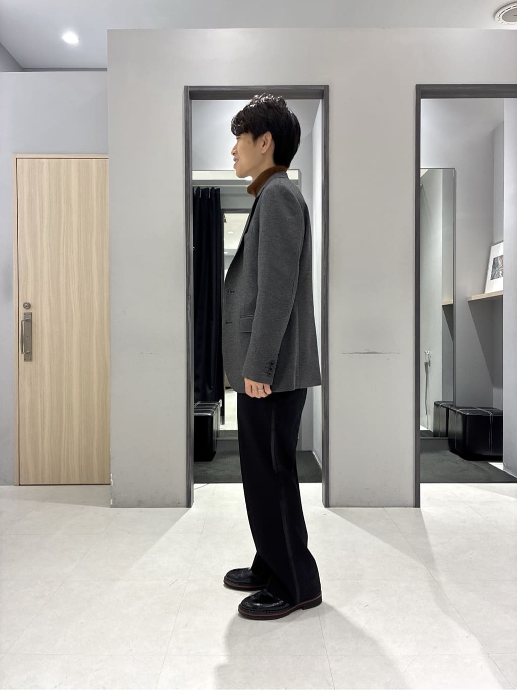 わいずみさんの「TAKEO KIKUCHI｜アンチピリング タートルネック ニット」を使ったコーディネート