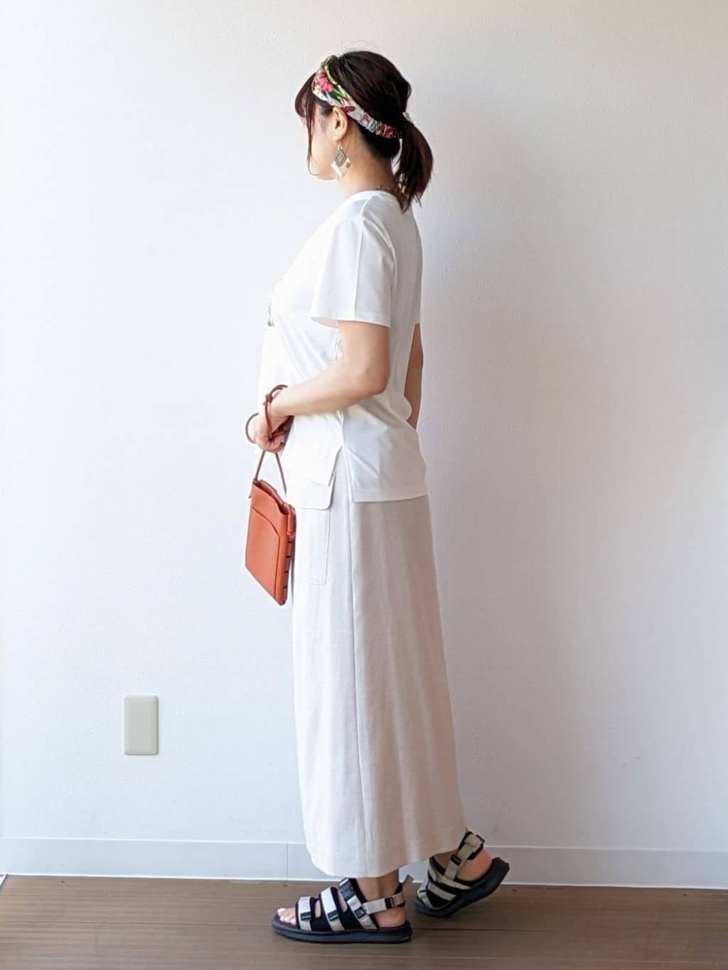 なみきさんの「UNTITLED｜【ロゴT/プリントT】グラフィックTシャツ」を使ったコーディネート