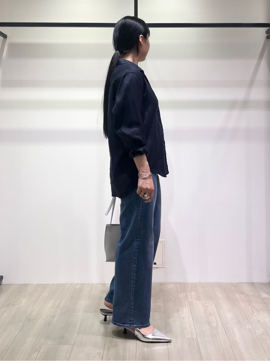 hasuさんの「INDIVI｜【日本製】ビスチェインナータンクトップ」を使ったコーディネート