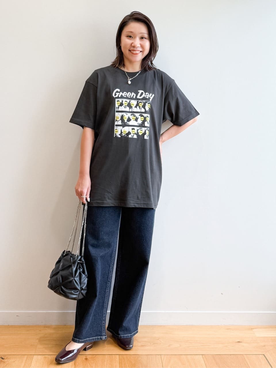 yuka.aさんの「OPAQUE.CLIP｜ロックTシャツ別注アソート【GREEN DAY／METALLICA／THE BEATLES】」を使ったコーディネート