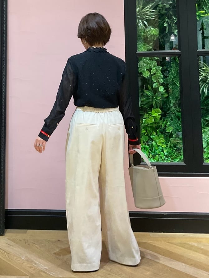 ogataさんの「DRESSTERIOR｜ソフト別珍イージーパンツ」を使ったコーディネート