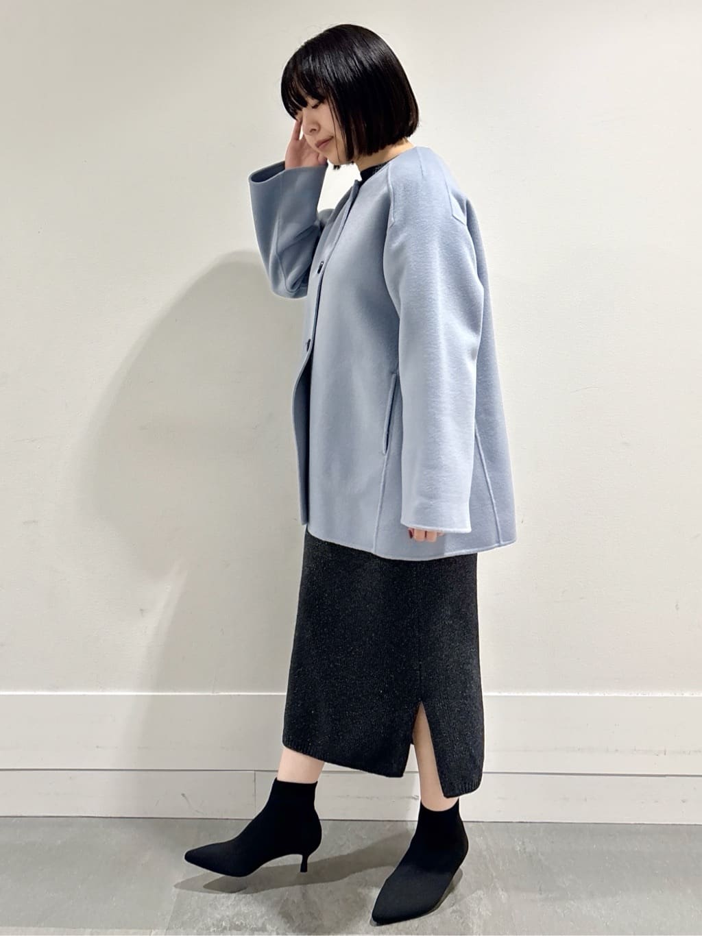 モエカさんの「UNTITLED｜【ミディ丈/軽やか】セミラグランリバー コート」を使ったコーディネート