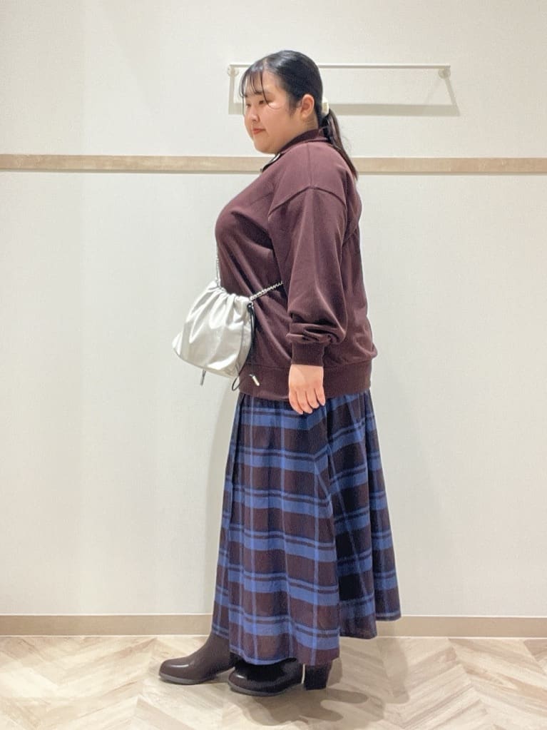 ゆめさんの「SHOO･LA･RUE｜【S-LL／2WAY】取り外しのできる シャツ腰巻パーツつきチェック柄スカート」を使ったコーディネート