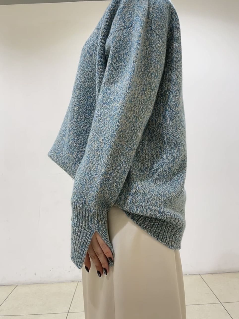 watanabeさんの「UNTITLED｜【ゆったり】三つ杢カラーニット」を使ったコーディネート