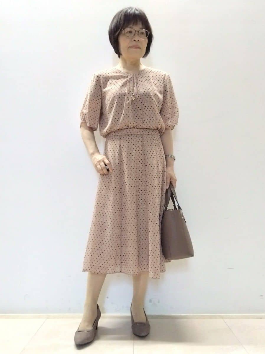 tokuさんの「Reflect｜【マシンウォッシュ可／セットアップ可】コツキ柄プリントブラウス」を使ったコーディネート