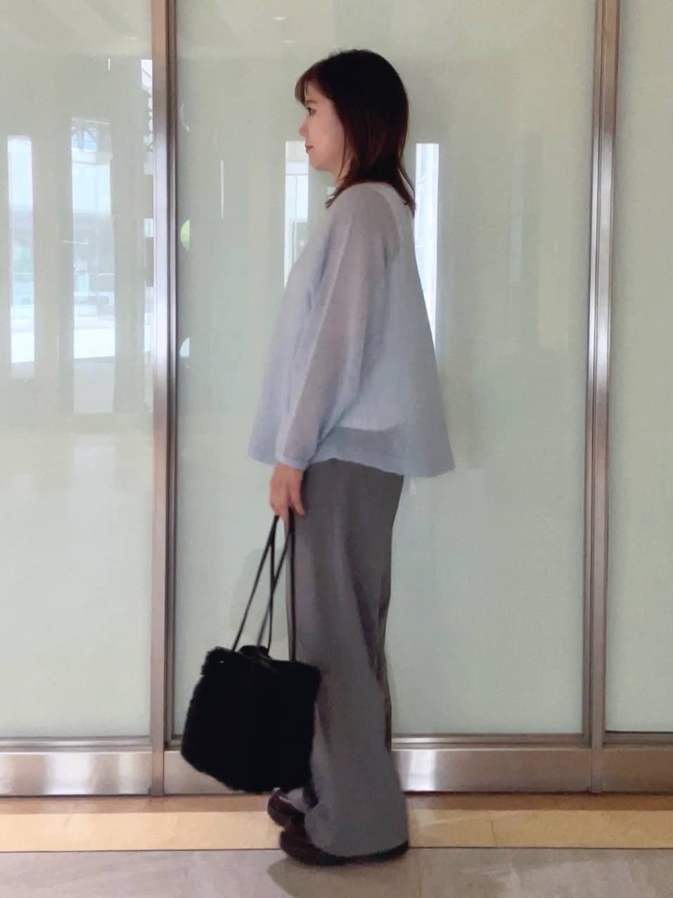 mayutaさんの「INDIVI｜【キッドモヘヤ素材】ラウンドヘムニット」を使ったコーディネート