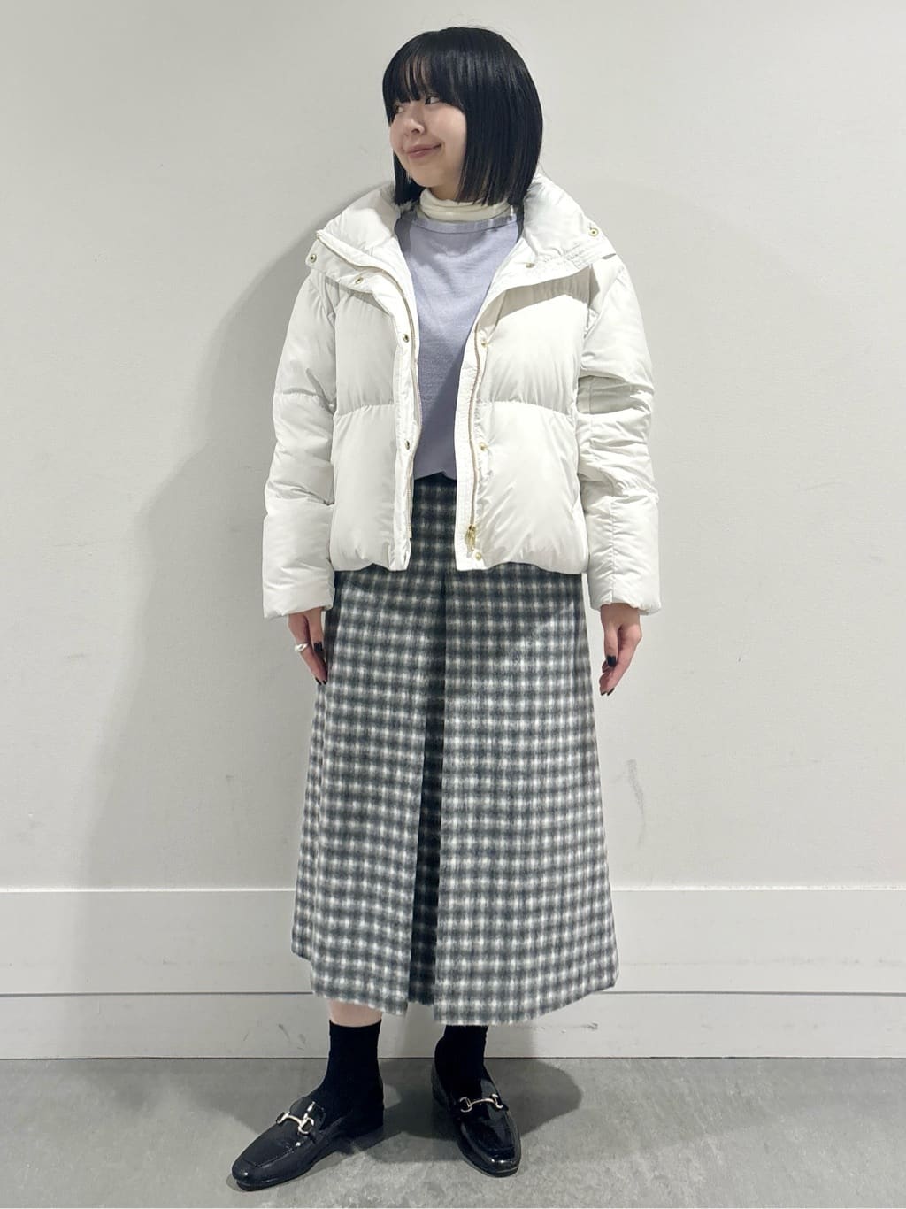 モエカさんの「UNTITLED｜【トレンド/撥水機能/防寒】ショートダウンコート」を使ったコーディネート