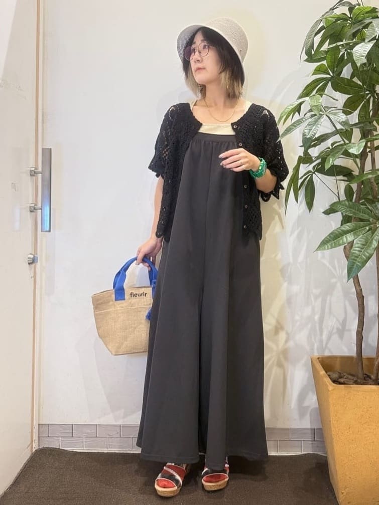 misakiさんの「SHOO･LA･RUE｜【2WAY】大人のほんのり甘いスタイルに クロシェレースカーディガン」を使ったコーディネート