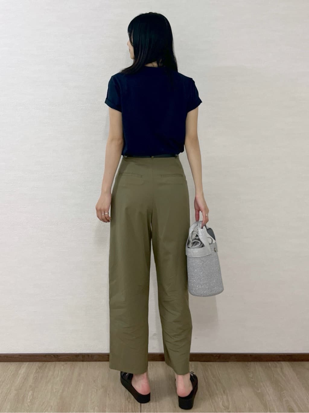 sachikoさんの「OPAQUE.CLIP｜ロゴプリントTシャツ【洗濯機洗い可】」を使ったコーディネート