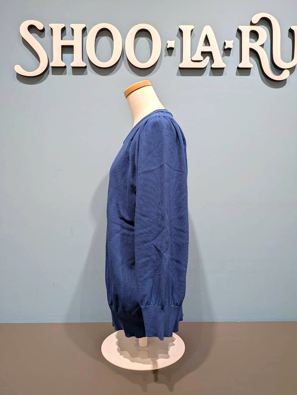 じんたさんの「SHOO･LA･RUE｜」を使ったコーディネート