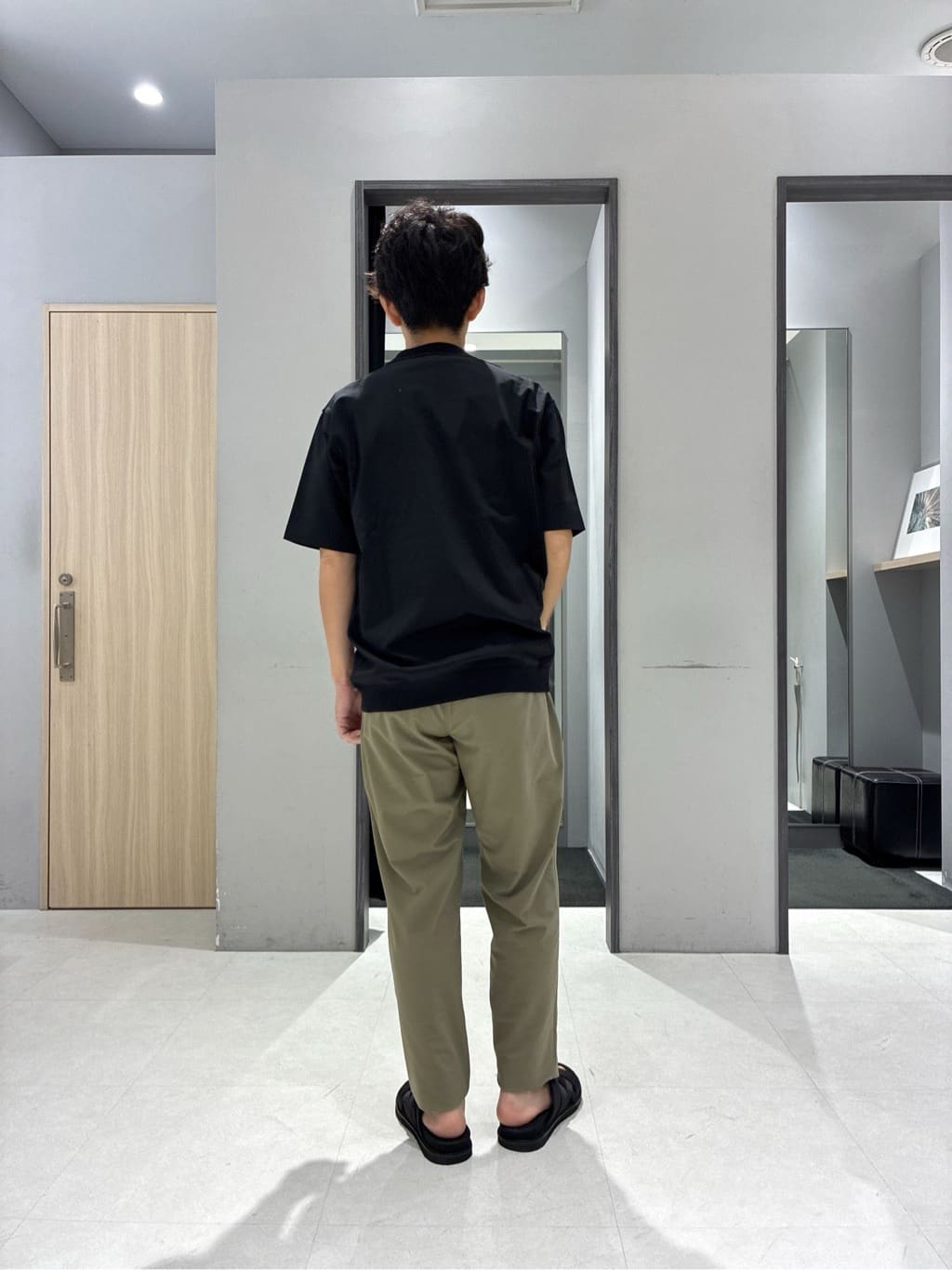 わいずみさんの「TAKEO KIKUCHI｜【COOL CITY WEAR】エアートール オープンカラーシャツ /接触冷感・通気性」を使ったコーディネート