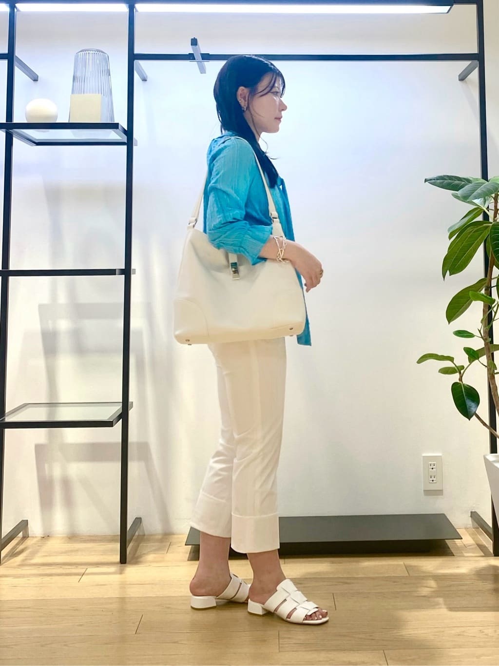 misakiさんの「INDIVI｜クロスバングル」を使ったコーディネート