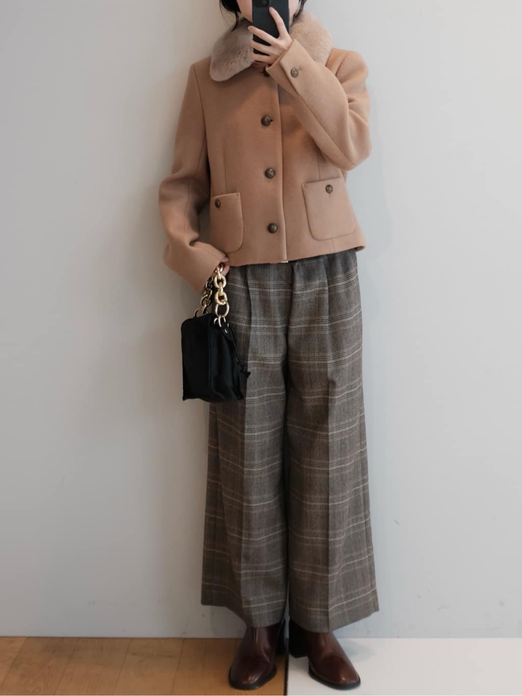 Kishimotoさんの「DRESSTERIOR｜◆ショートブーツ」を使ったコーディネート