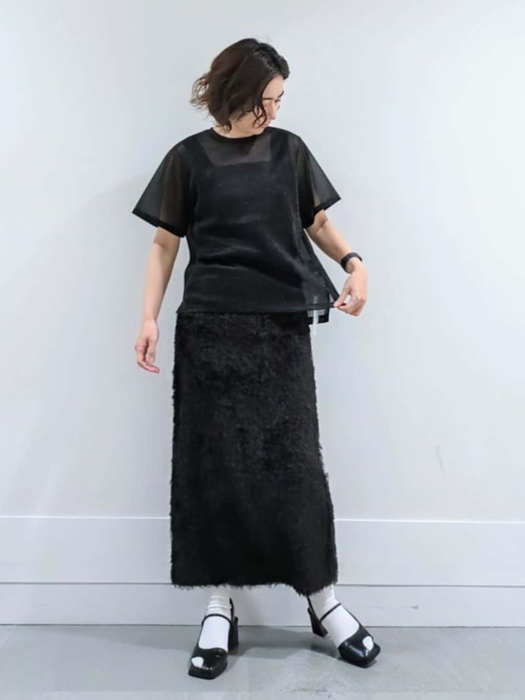 ミズタさんの「UNTITLED｜【洗える】ラメシアーTシャツ」を使ったコーディネート