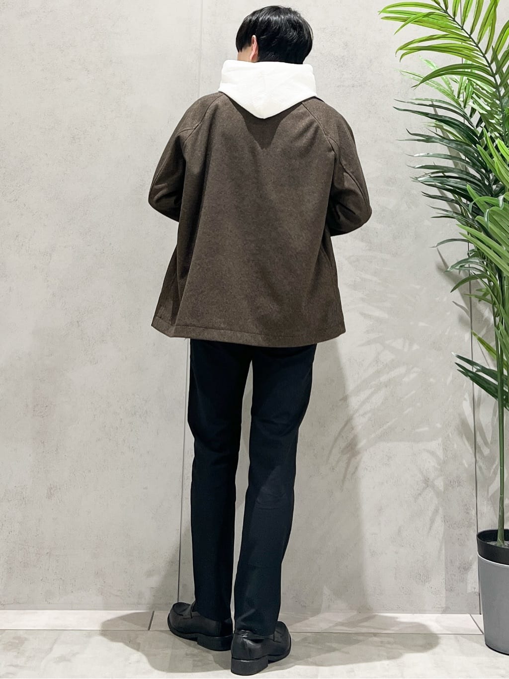SHI-MAさんの「THE SHOP TK｜2通りの着こなしができる ウーリック デッキブルゾン」を使ったコーディネート