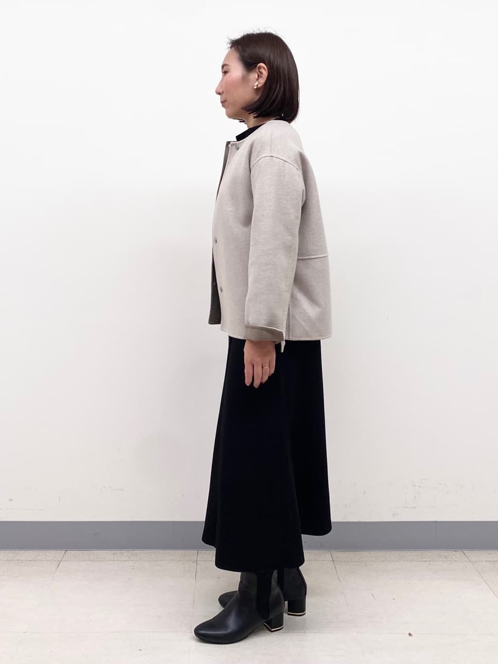 YUKARIさんの「INDIVI｜【配色デザイン／ショート丈】ウールリバー ノーカラーコート」を使ったコーディネート