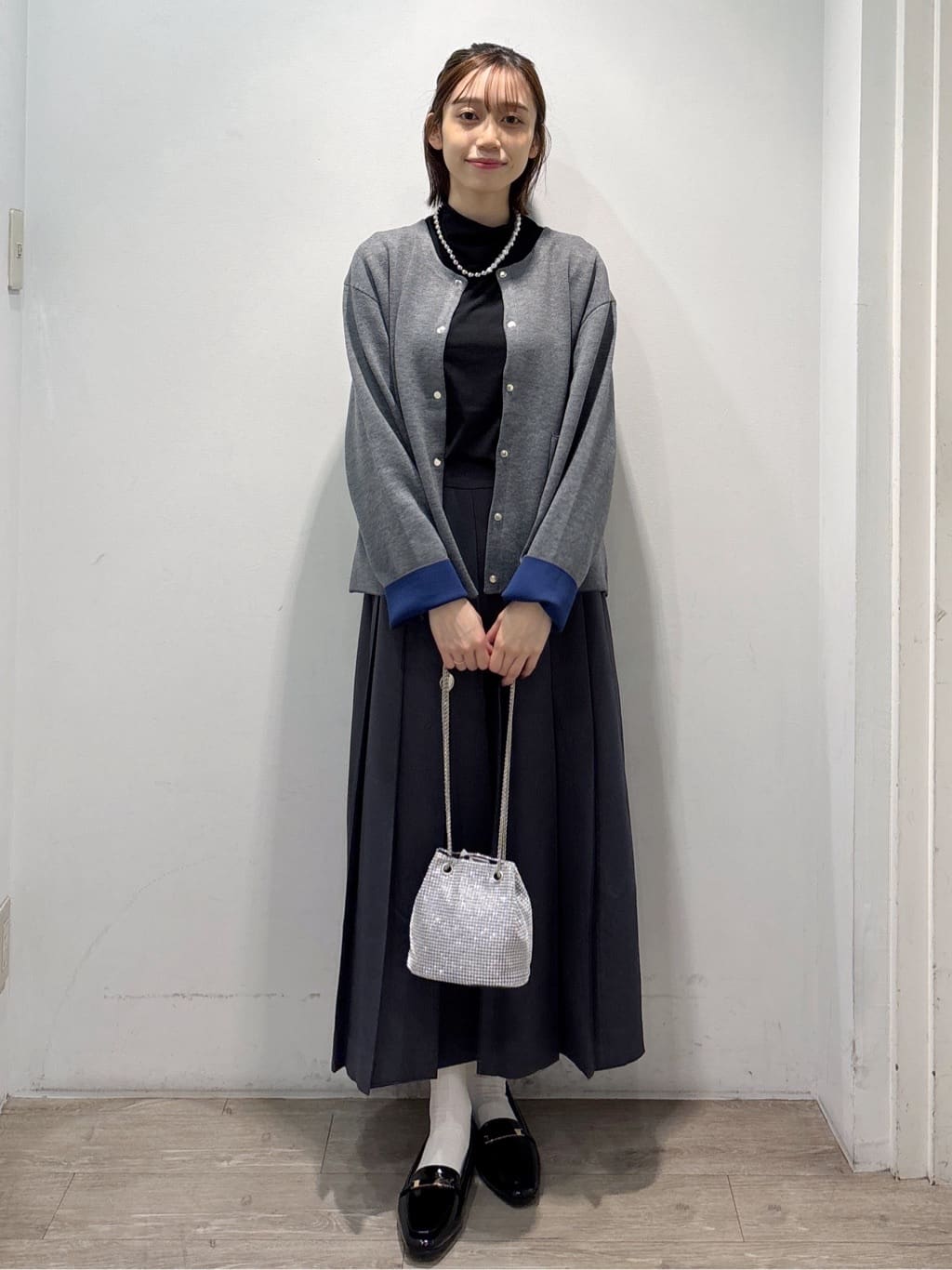 ぶまりんさんの「OPAQUE.CLIP｜シアーハイネックトップス【洗濯機OK】」を使ったコーディネート
