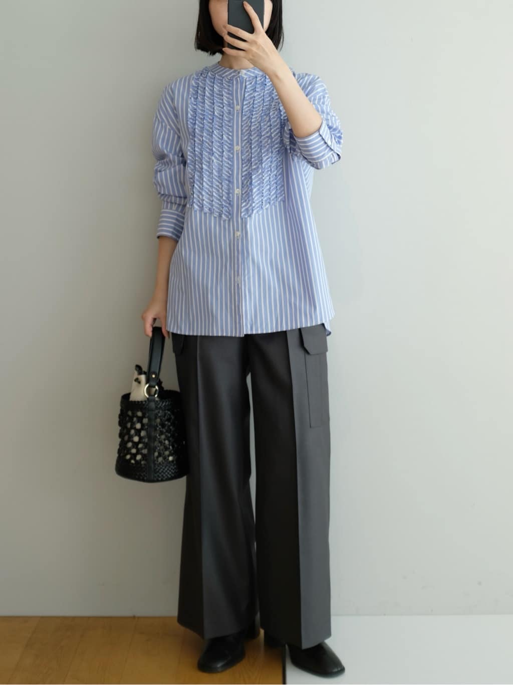 Kishimotoさんの「DRESSTERIOR｜◆ショートブーツ」を使ったコーディネート