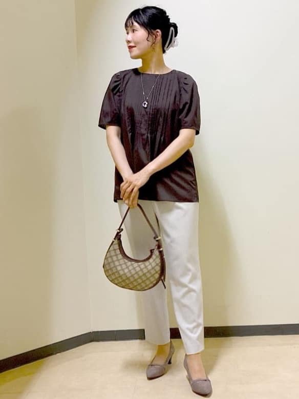  beni_gingerさんの「Reflect｜【すっきり見え！長め丈】ピンタックデザインチュニックブラウス」を使ったコーディネート